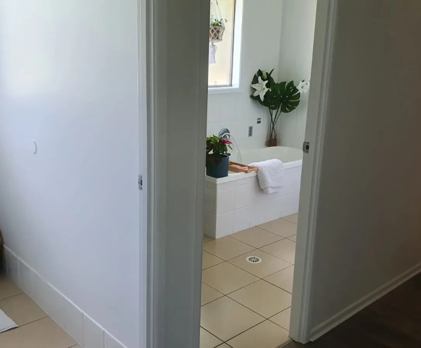 Room for Rent in Cooroy, Sunshine Coast 250, Furn...