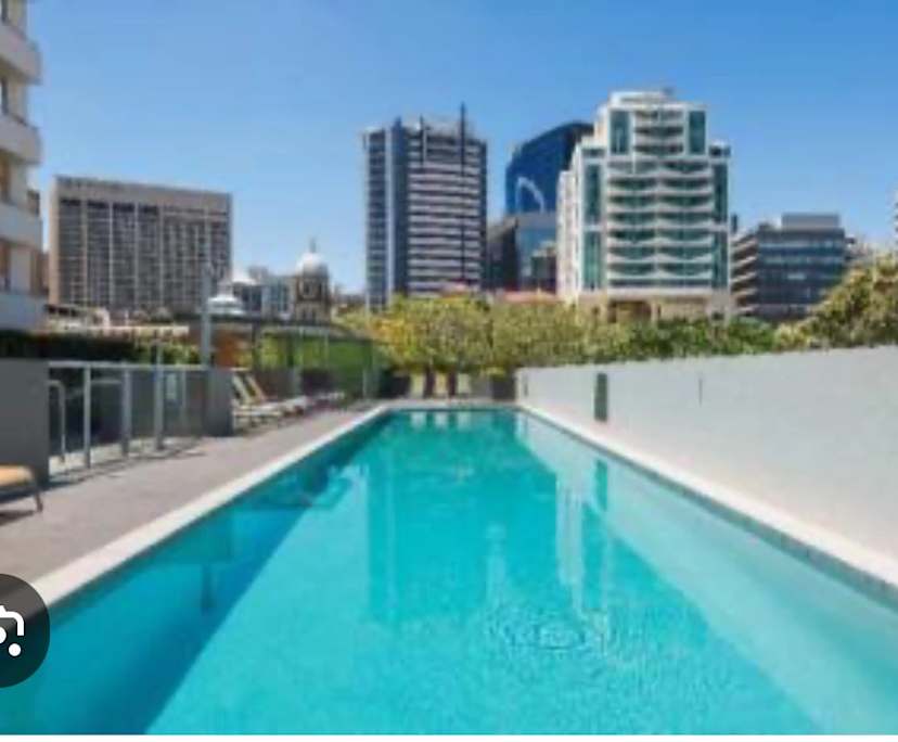 $350, Flatshare, 2 bathrooms, Spring Hill QLD 4000