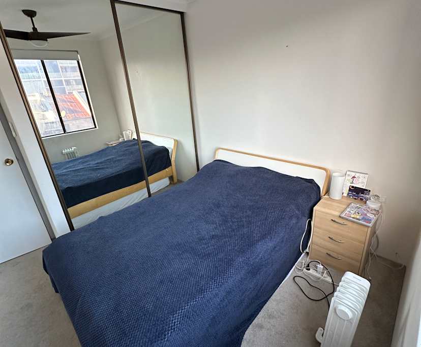Furnished room in a flatshare