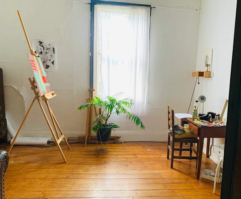 Room in a share house