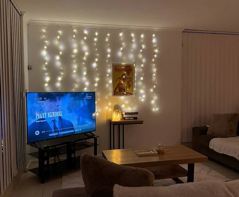 $700, 1-bed, 1 bathroom, Surfers Paradise QLD 4217