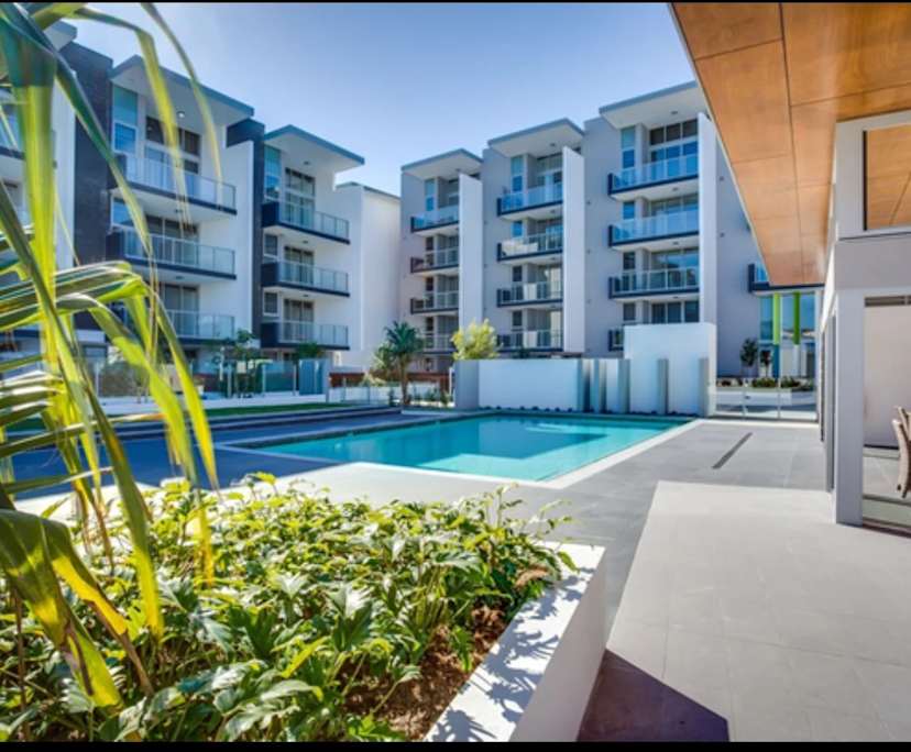 Whole property with 2 rooms for rent
