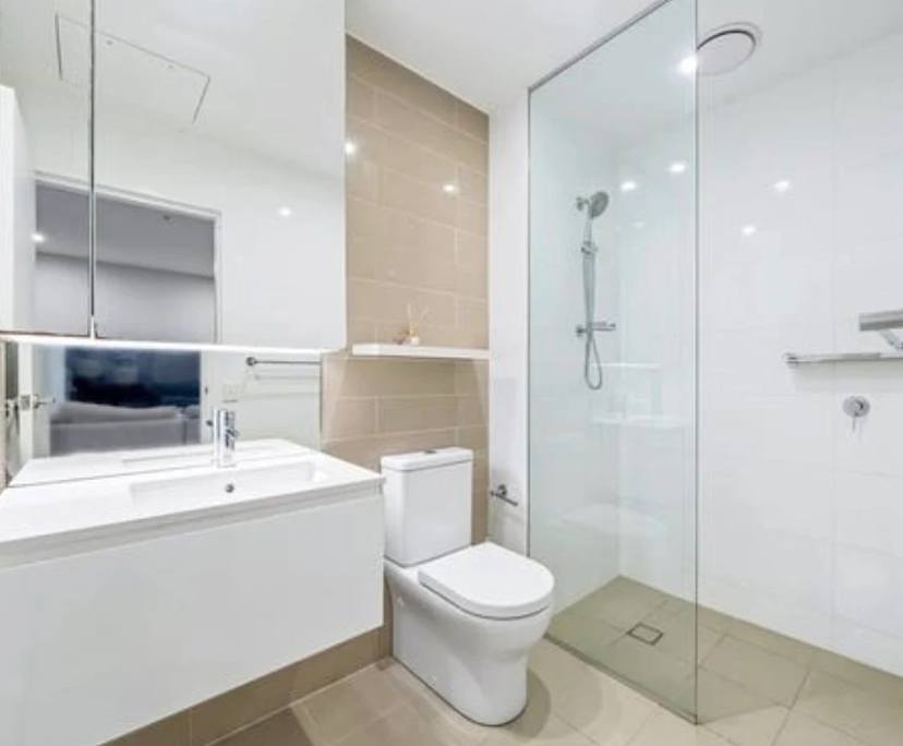 $650, 1-bed, 1 bathroom, Wolli Creek NSW 2205