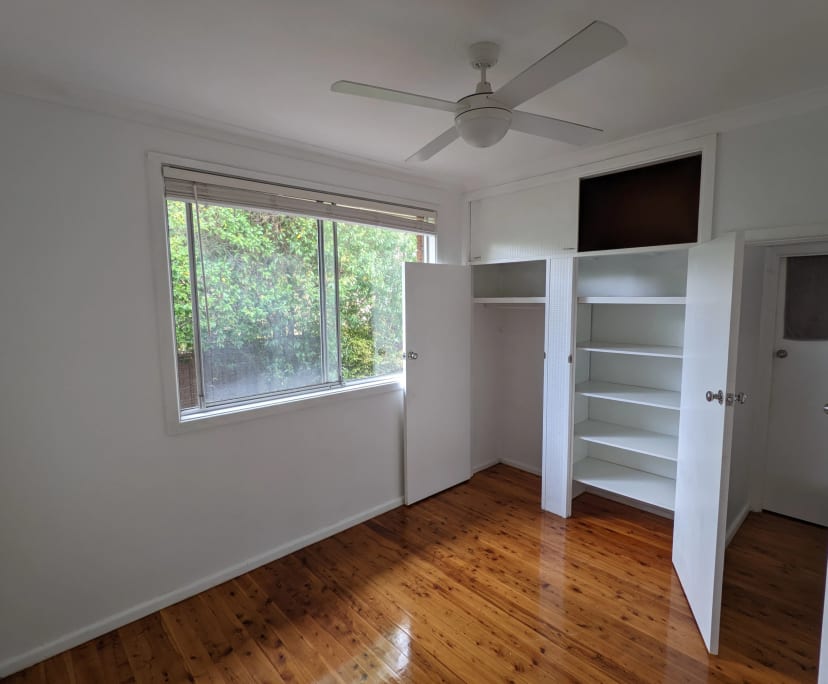 $180, Flatshare, 3 bathrooms, Bellambi NSW 2518