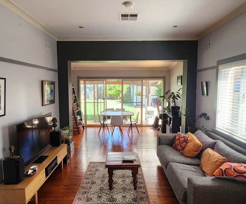 Unfurnished room in a share house