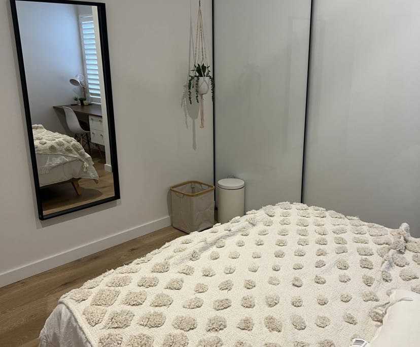 Furnished room in a share house