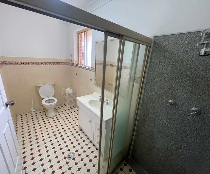 $300, Share-house, 5 bathrooms, Campsie NSW 2194