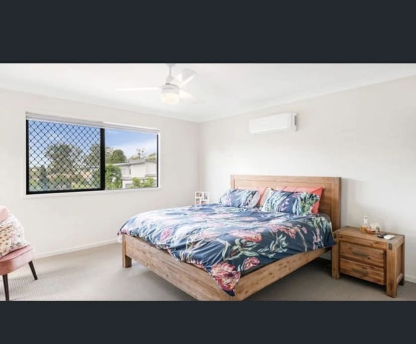 propertyImage