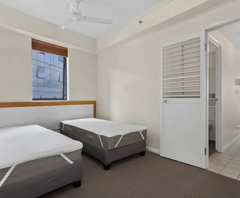 Furnished room with own bathroom