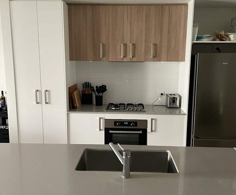 Unfurnished room in a share house