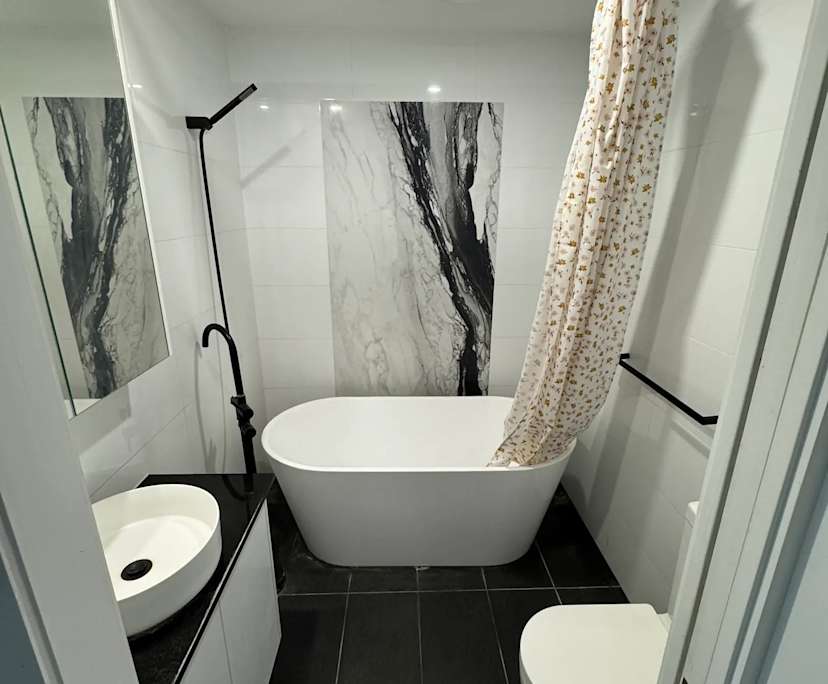 Unfurnished room with own bathroom