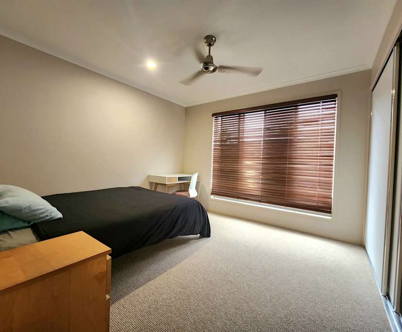 $300, Share-house, 2 rooms, Caloundra West QLD 4551, Caloundra West QLD 4551