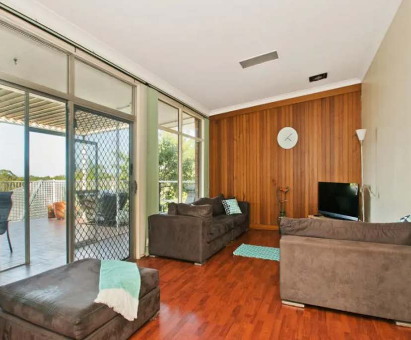 $245, Share-house, 4 bathrooms, West Wollongong NSW 2500