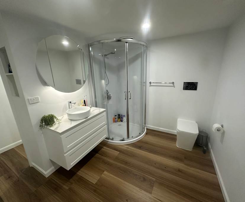 $550, Studio, 1 bathroom, Southport QLD 4215