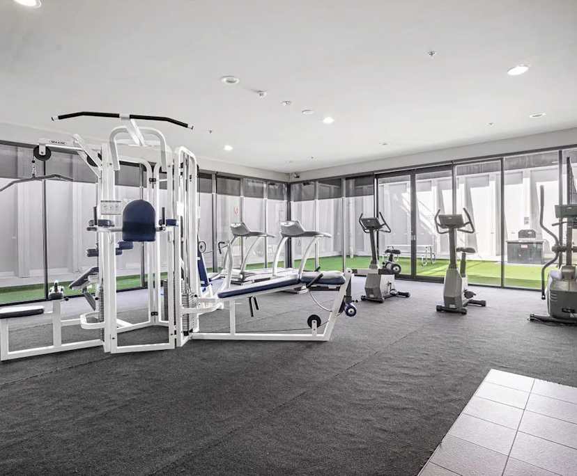 $960, Whole-property, 2 bathrooms, Melbourne VIC 3000