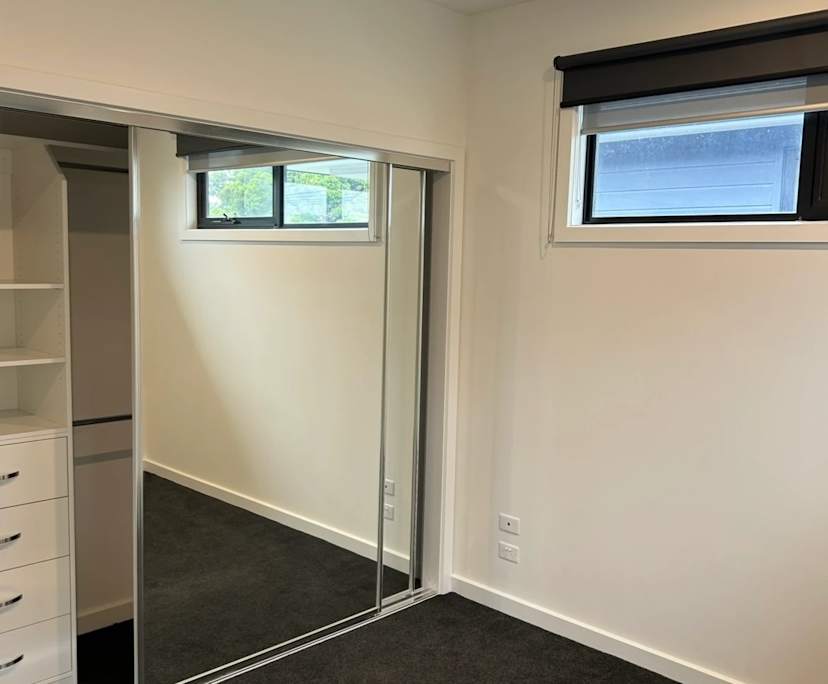 Unfurnished room in a flatshare