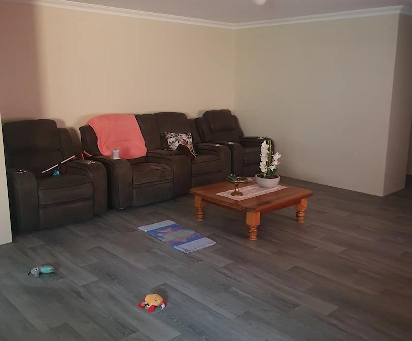 $270, Share-house, 5 bathrooms, Port Kennedy WA 6172