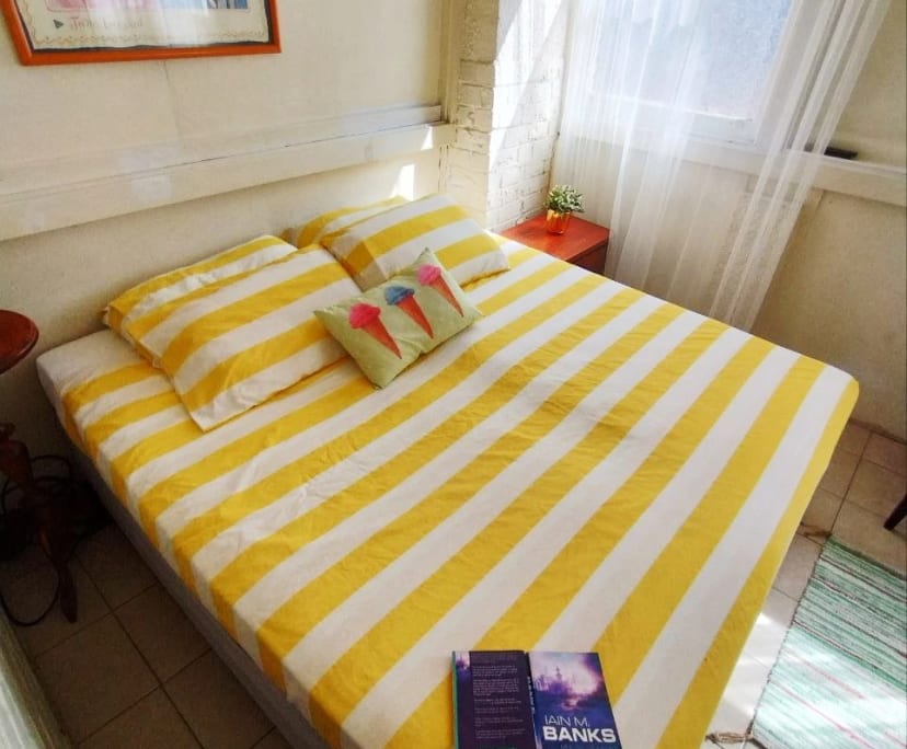 $350, Share-house, 6 bathrooms, St Kilda VIC 3182