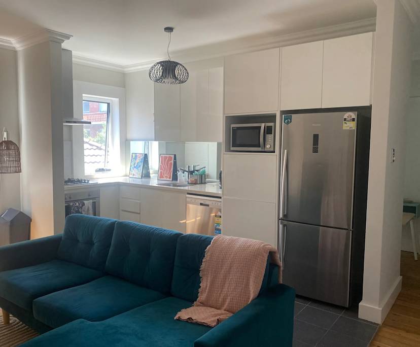 Furnished room in a flatshare