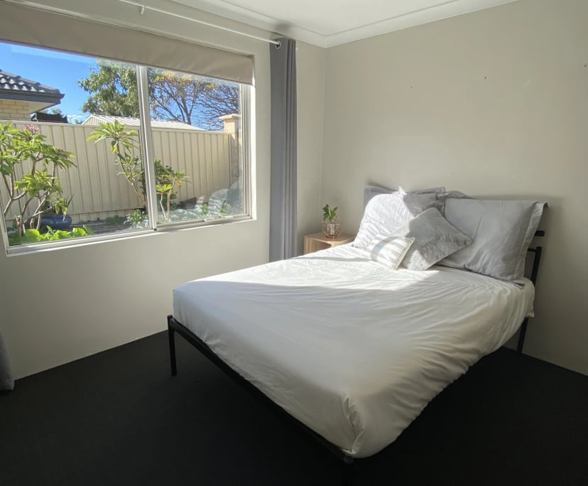 $250, Share-house, 4 bathrooms, Madora Bay WA 6210