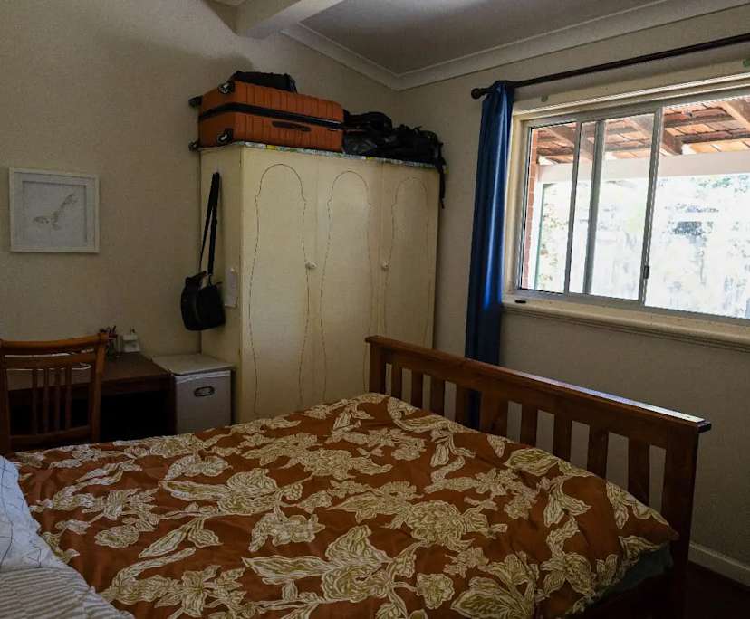 Furnished room with own bathroom