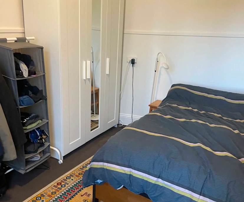 Unfurnished room in a share house
