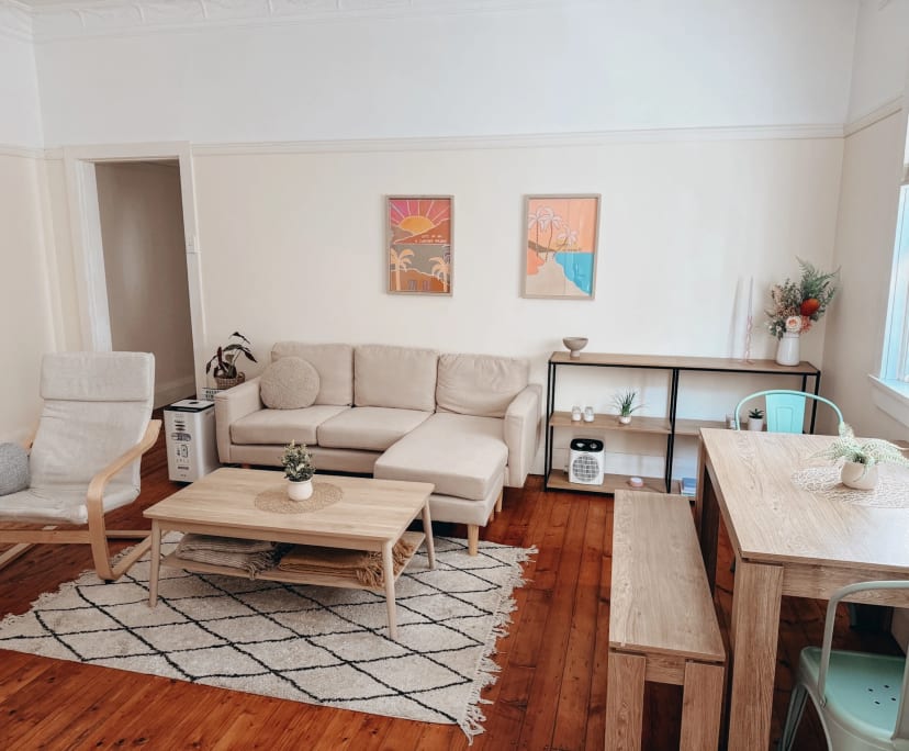 Room in a share house