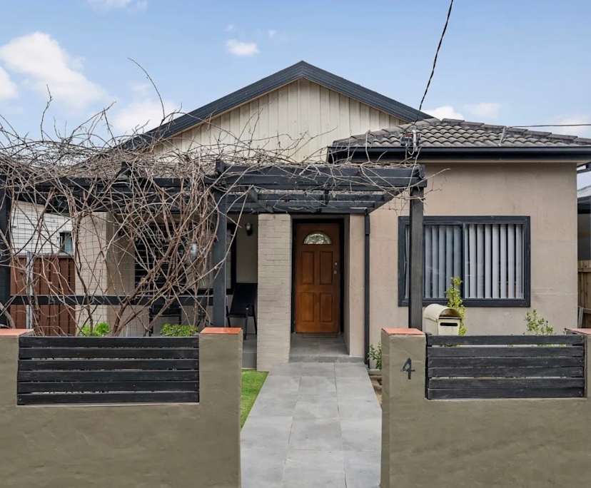 Unfurnished room in a share house