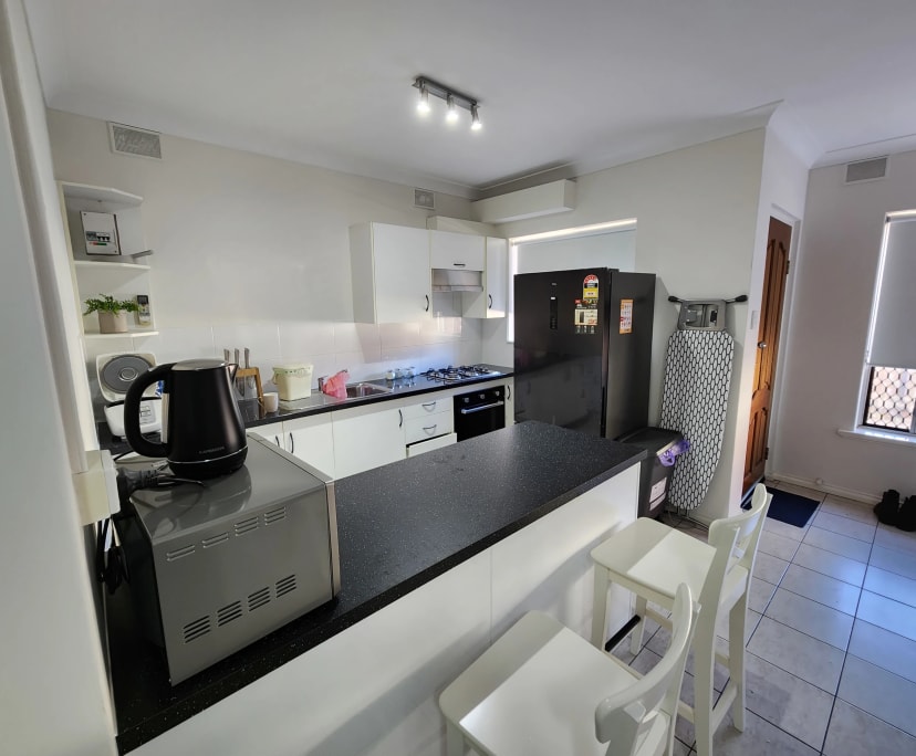 Furnished room in a flatshare