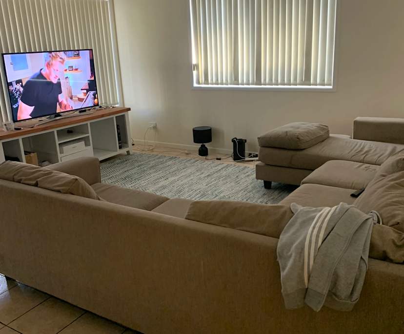 $400, Share-house, 2 bathrooms, Palm Beach QLD 4221