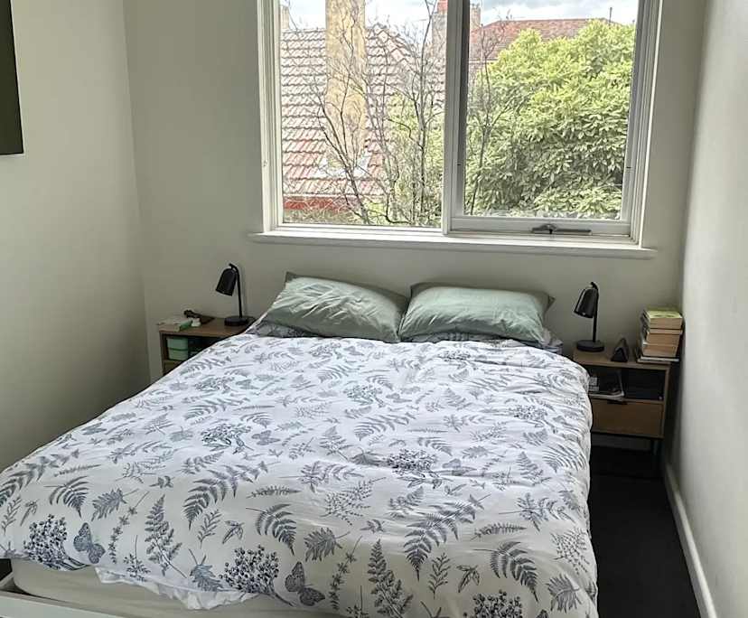 $300, Flatshare, 2 bathrooms, Elwood VIC 3184