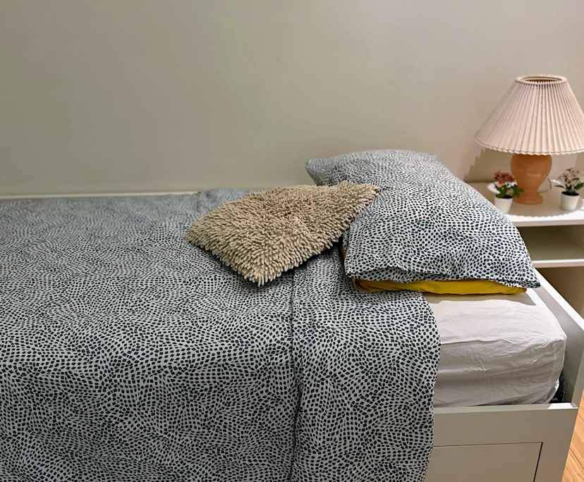 $1,125, 1-bed, 1 bathroom, Perth WA 6000