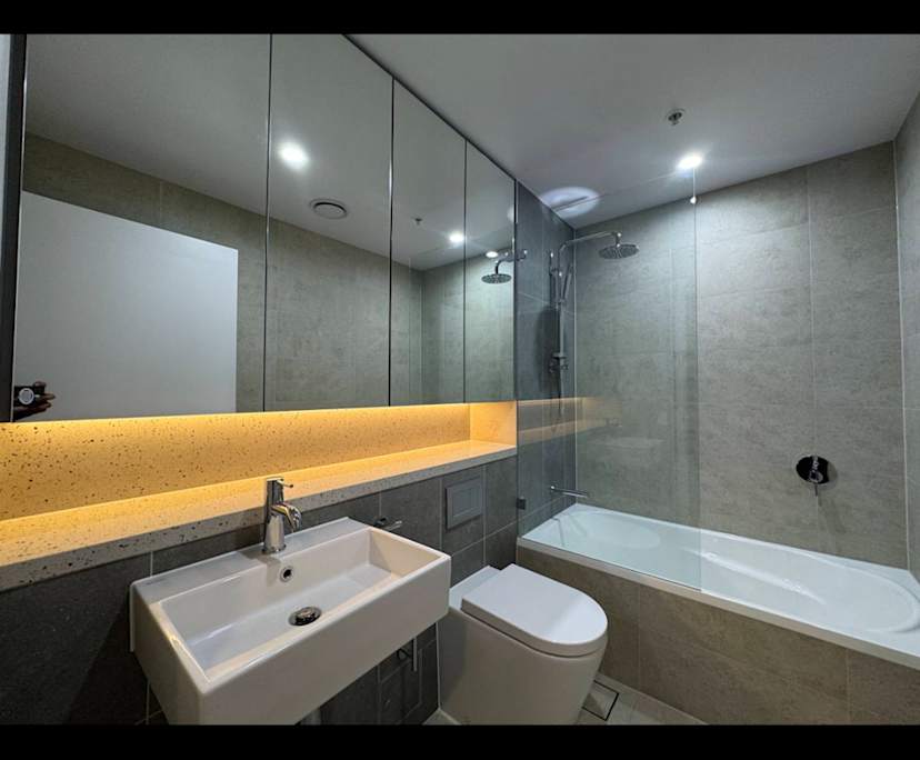 $340, Flatshare, 2 bathrooms, Tallawong NSW 2762