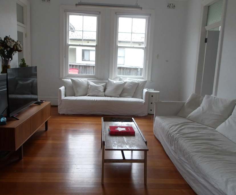 Room in a share house