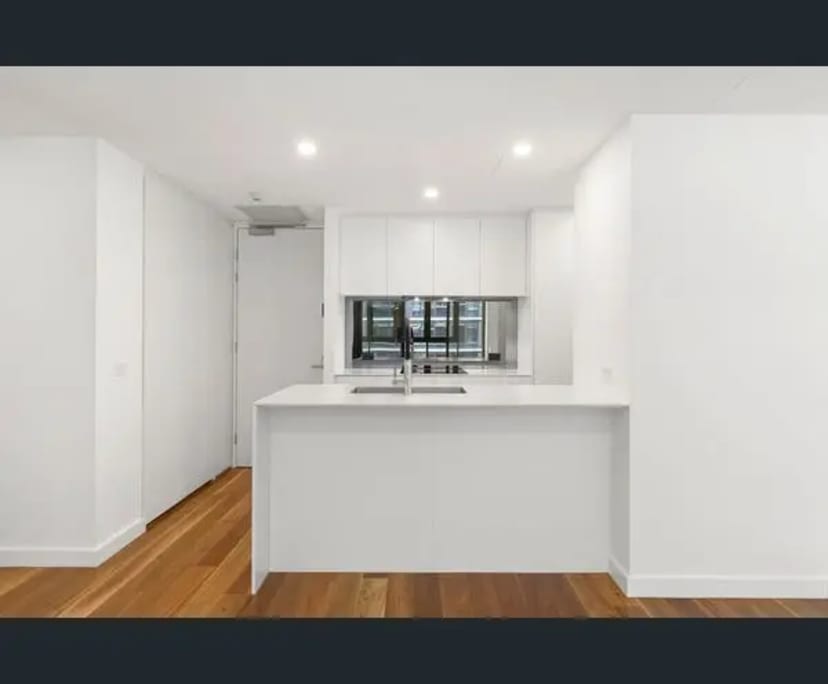 Unfurnished room with own bathroom