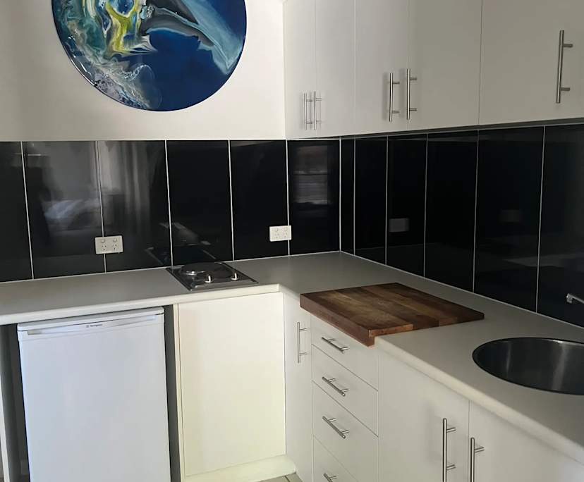 $320, Homestay, 1 bathroom, Maudsland QLD 4210