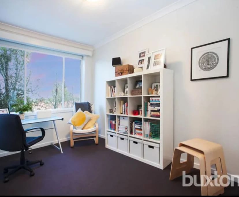 Unfurnished room in a flatshare