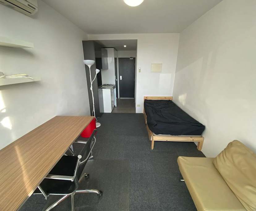 $410, Studio, 1 bathroom, Carlton VIC 3053