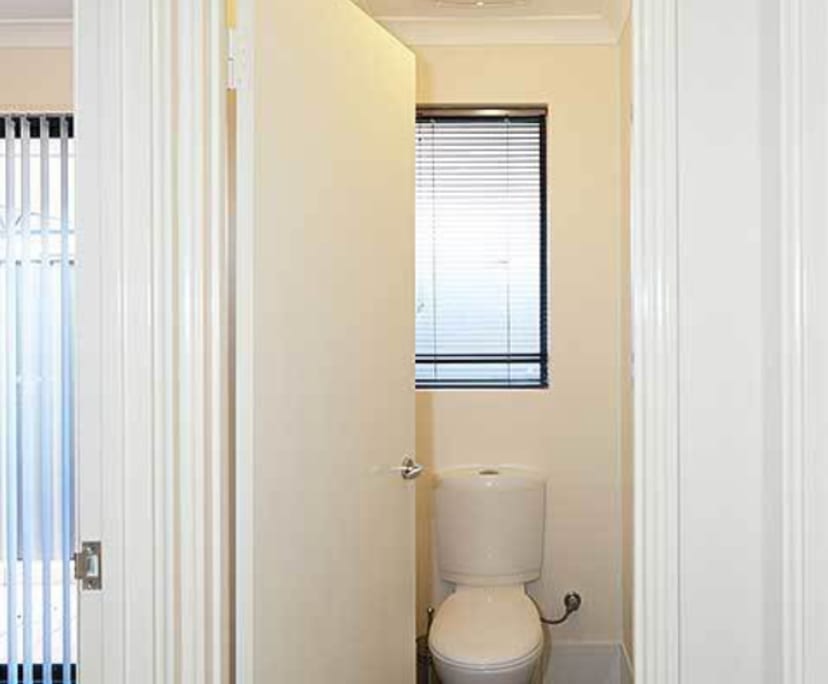 $275, Share-house, 6 bathrooms, Seville Grove WA 6112