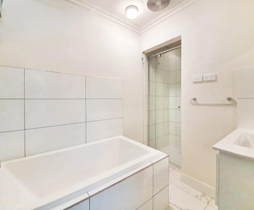 Unfurnished room with own bathroom