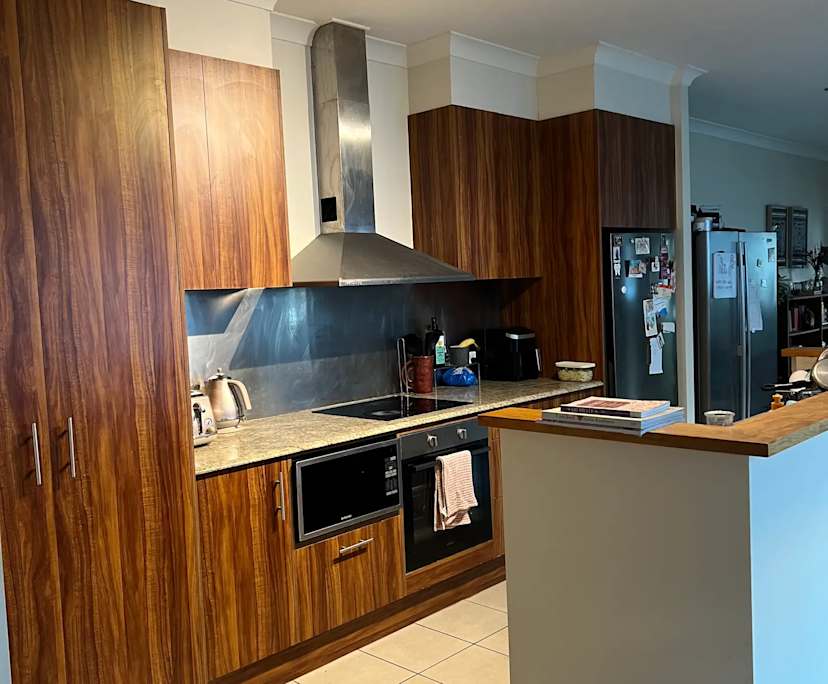 $275, Share-house, 4 bathrooms, Coolangatta QLD 4225