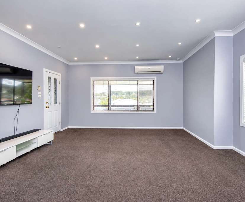 Unfurnished room in a share house