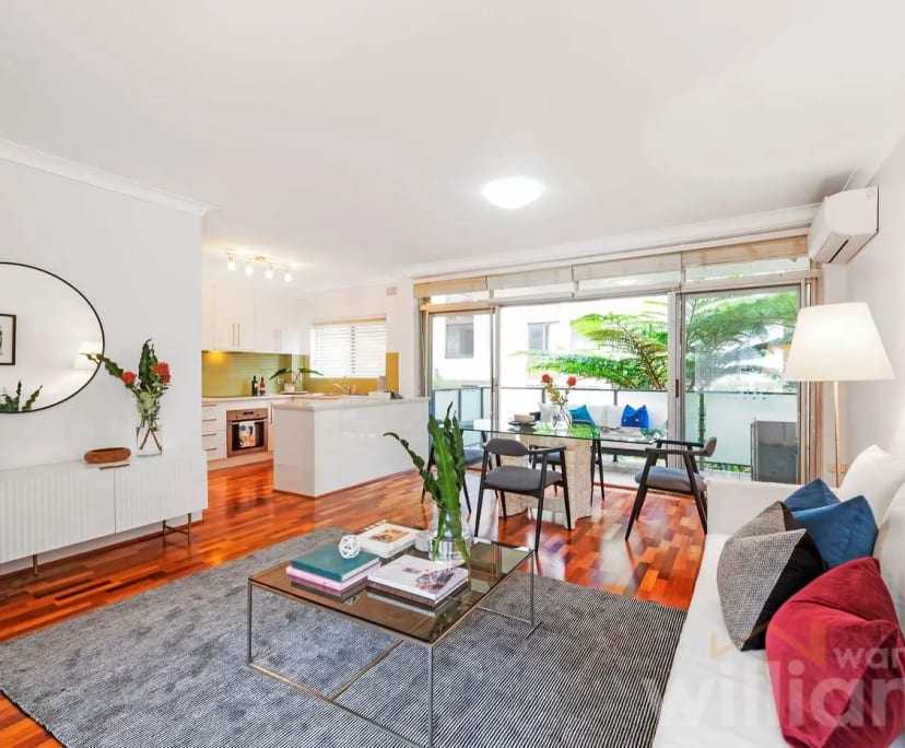 Unfurnished room in a flatshare