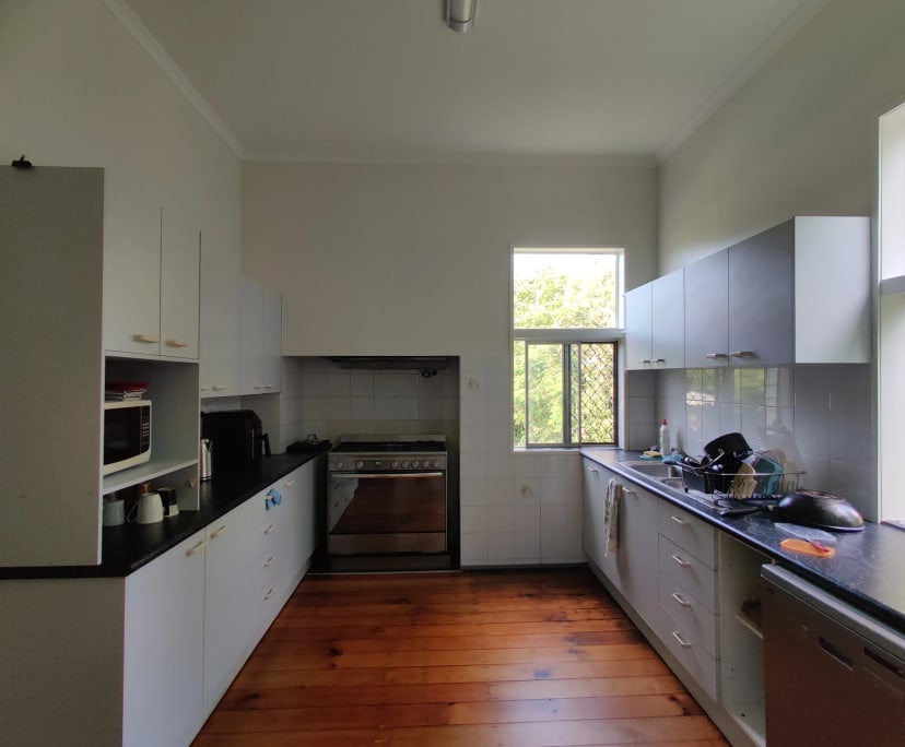 $290, Share-house, 3 bathrooms, East Ipswich QLD 4305