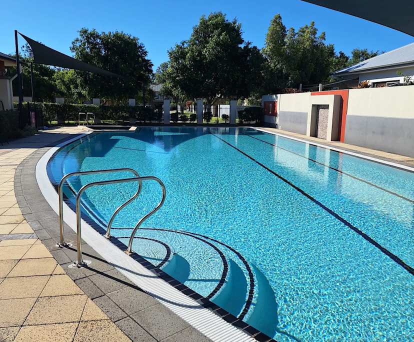 $350, Share-house, 3 bathrooms, Mount Ommaney QLD 4074