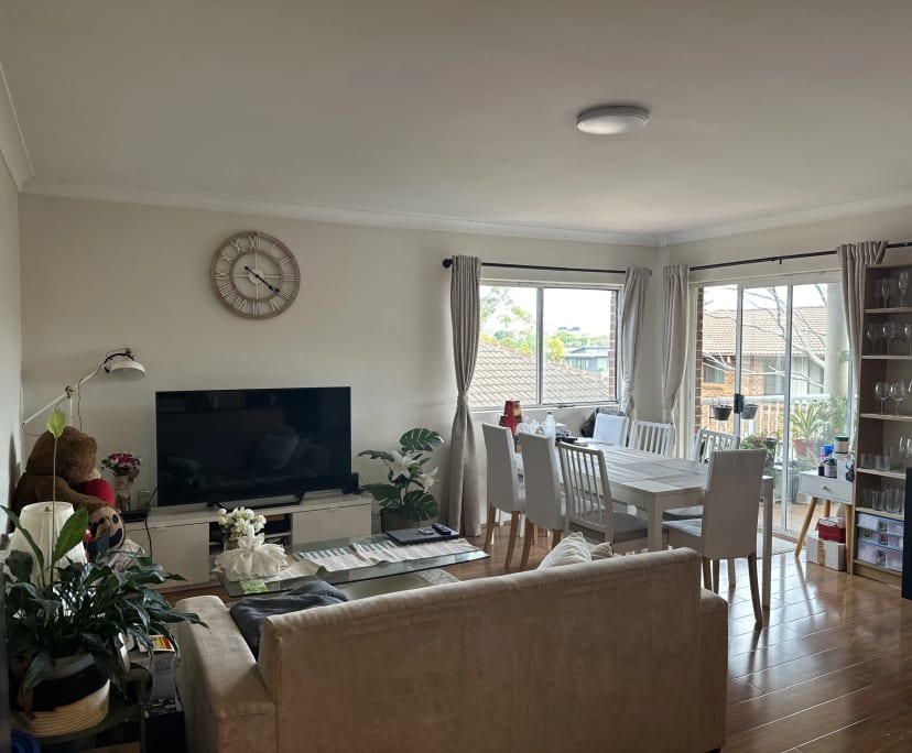 Furnished room in a flatshare