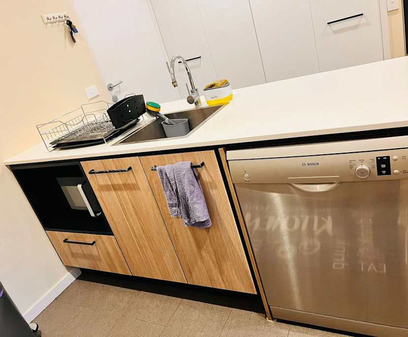 $256, Flatshare, 2 bathrooms, Mill Park VIC 3082