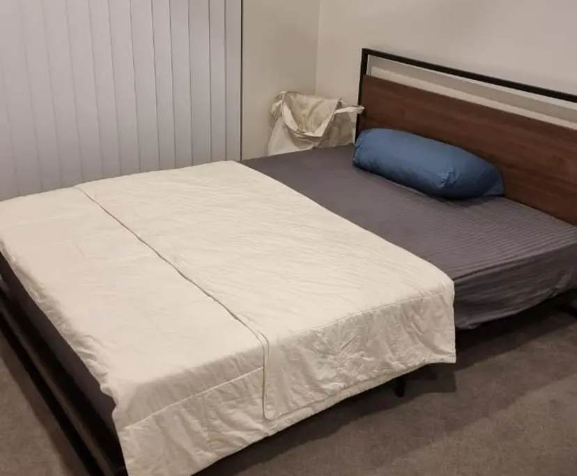 Furnished room with own bathroom