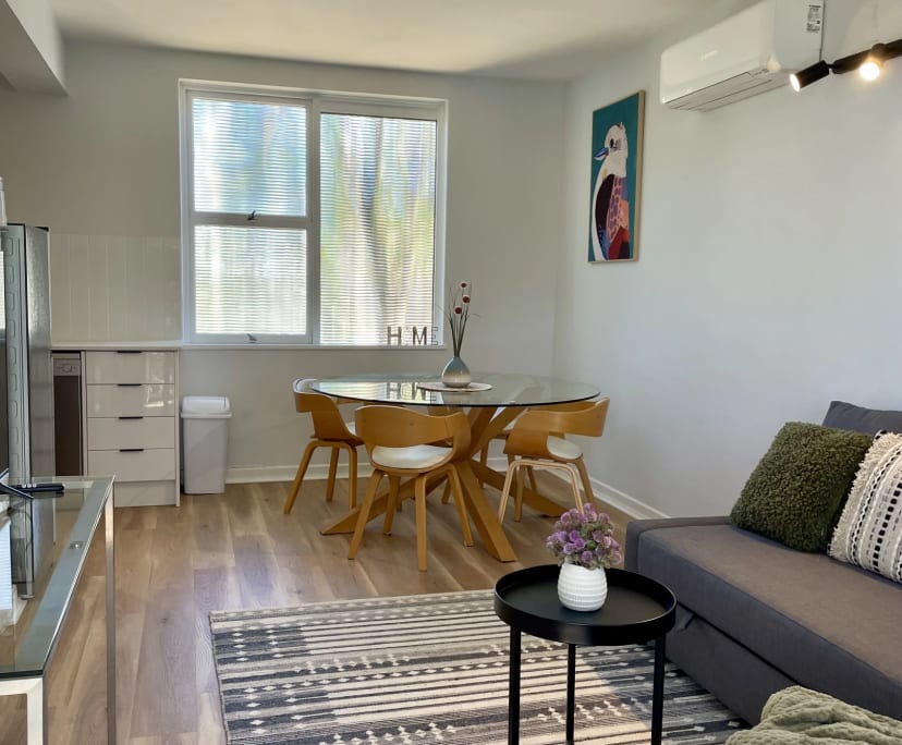 $675, 1-bed, 1 bathroom, Red Hill QLD 4059