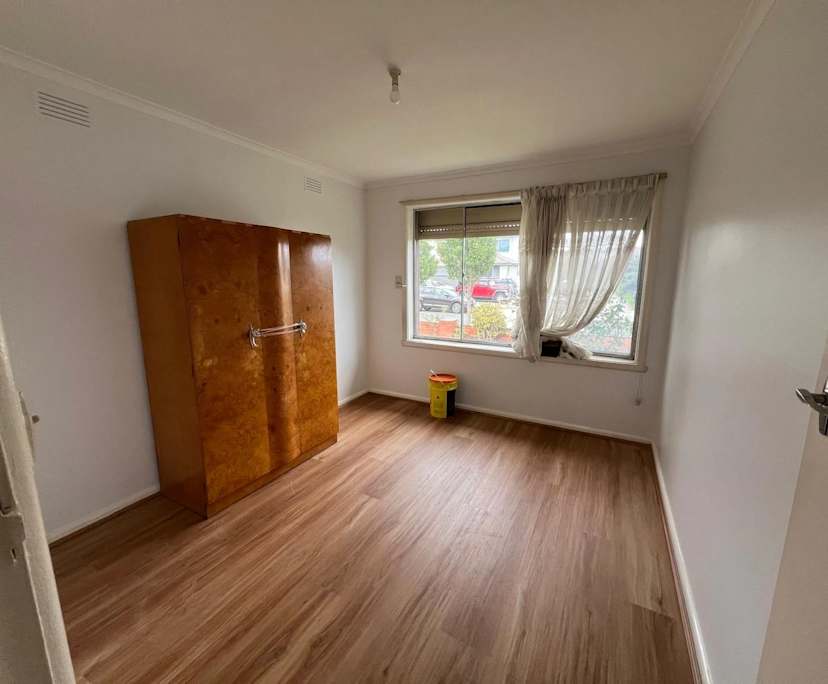 Room in a share house